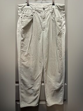 Brunello Cucinelli Size 10 Pleated Front Loose Jeans EUC
